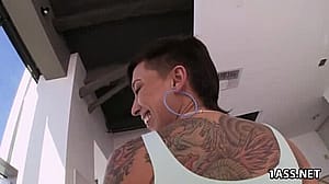 Fat tattooed ass Bella Bellz takes a hard anal fucking'